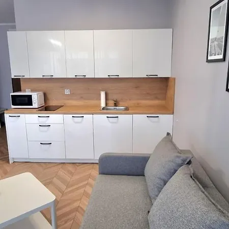 Sloneczna Z Zielonym Tarasem דירה